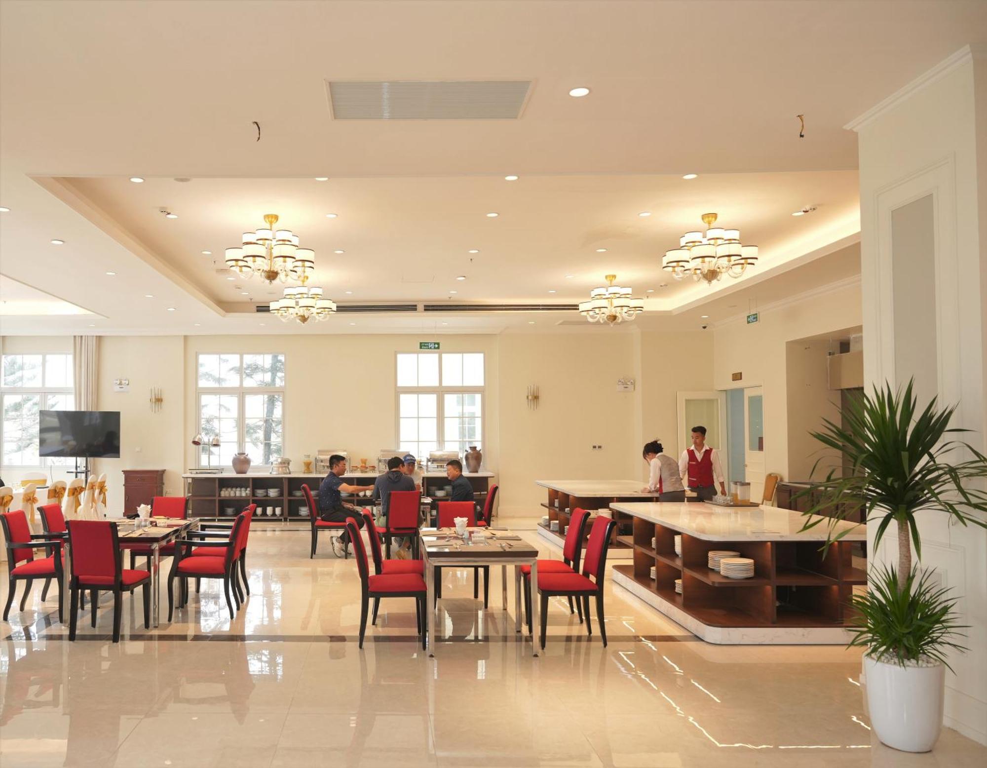 Legend Valley Hotel Ha Nam Phu Ly Exterior photo