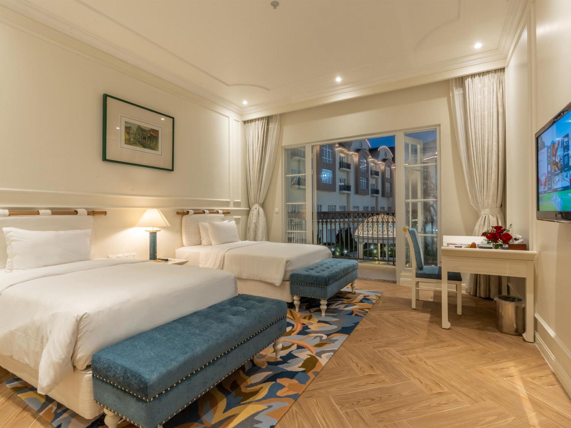 Legend Valley Hotel Ha Nam Phu Ly Exterior photo